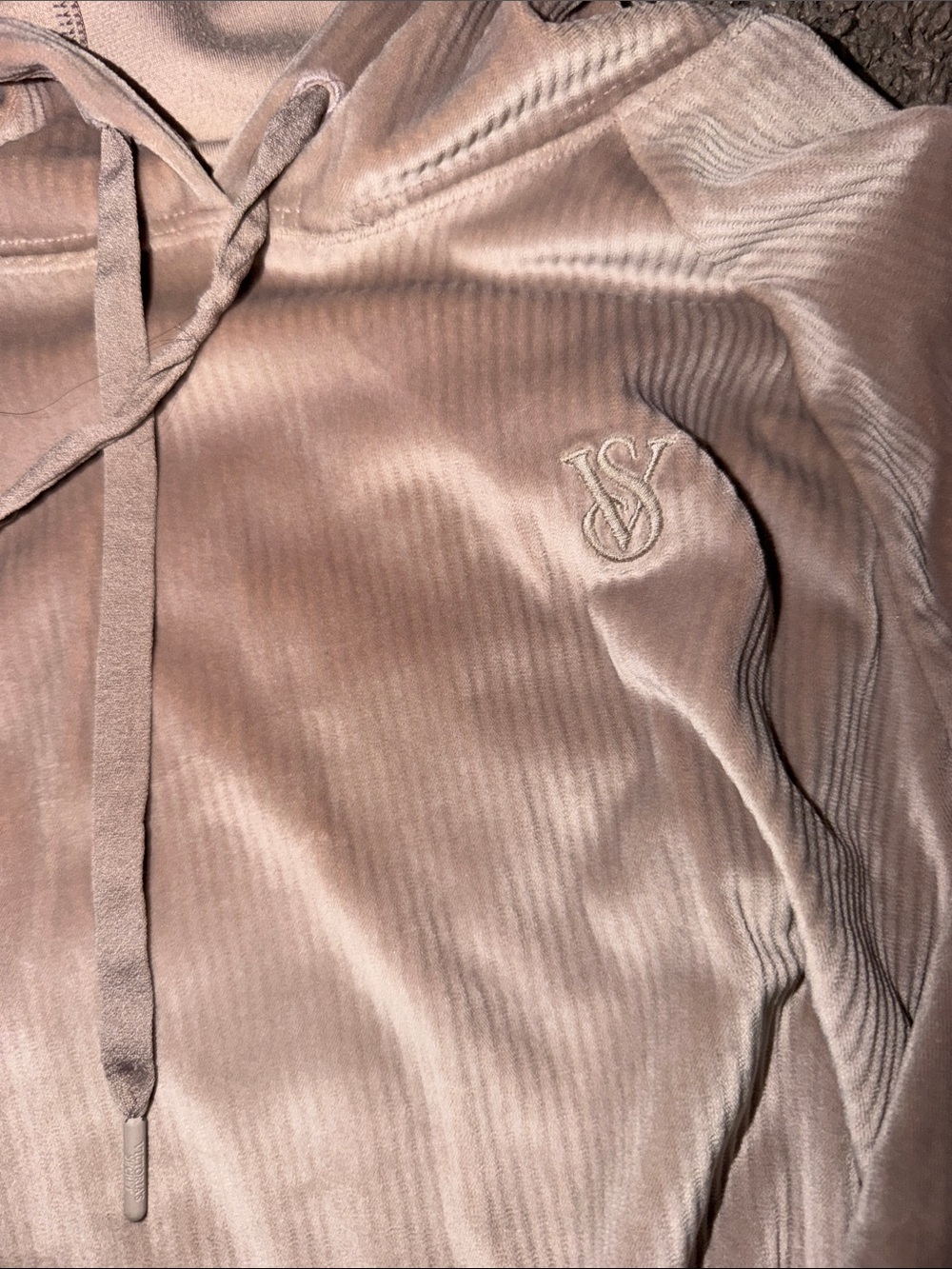 Victoria secret’s Velour Hooded Lounge Set - Dusty Mauve - Picture 6 of 9